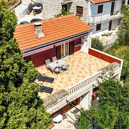 Damir شقة سومارتين